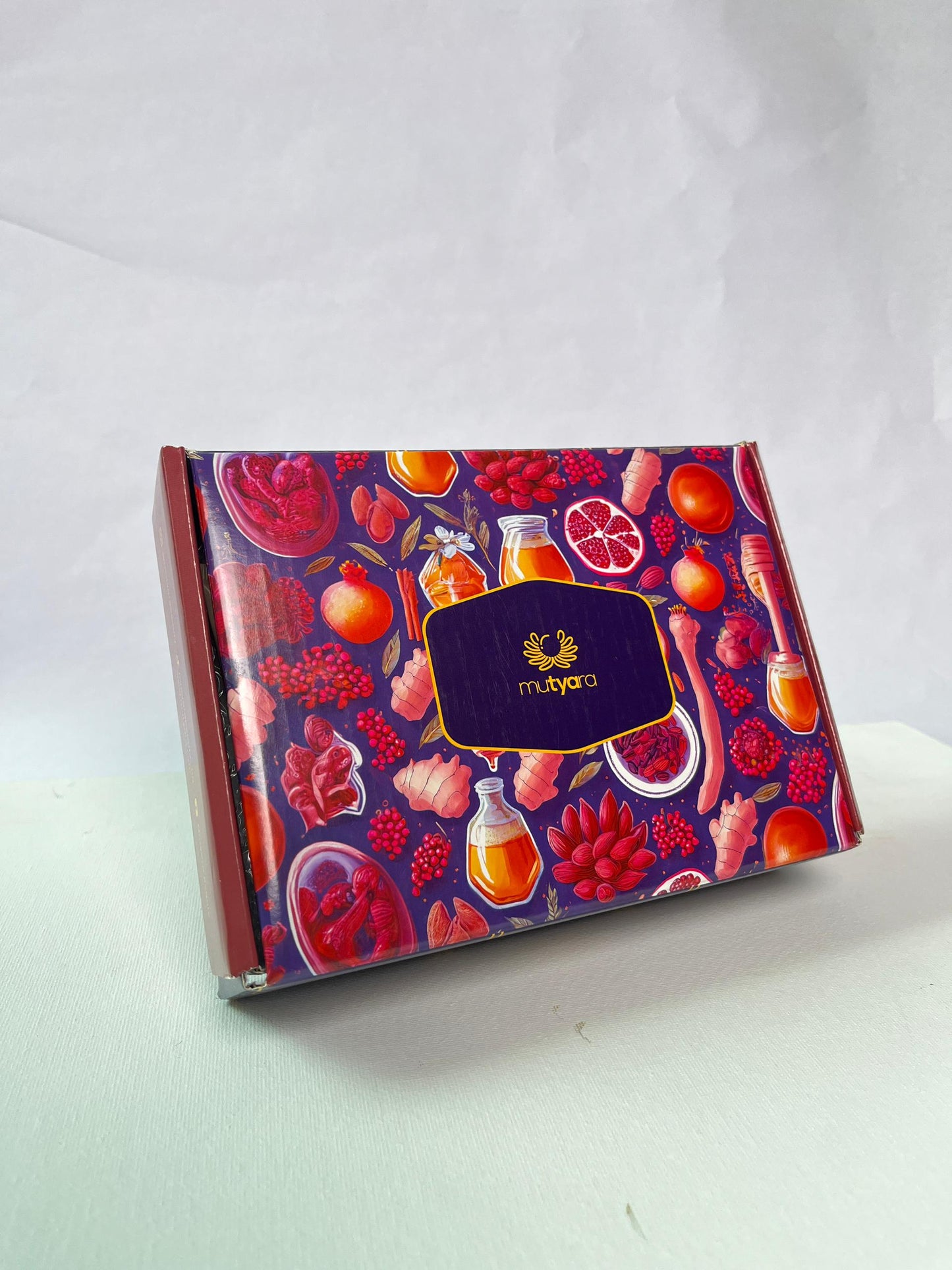 Mutyara Special Edition Box